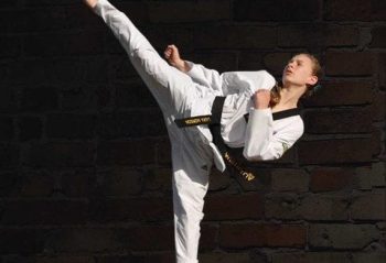 Pinnacle Martial Arts in Tempe for kids teens and adults of all ages and levels. Martial Arts Tempe